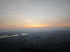 -紫金山山顶公园