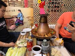 招牌肥肠鸡火锅-友情岁月·火锅鸡