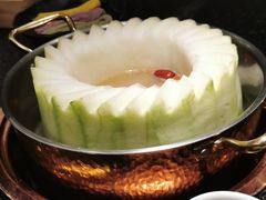 -得意咚瓜·顺德鱼生·冬瓜火锅(深圳首店)