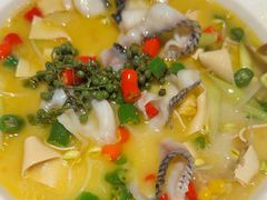 -渔语鱼新川菜Bistro(万象天地店)