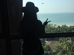 -三亚湾海居铂尔曼度假酒店