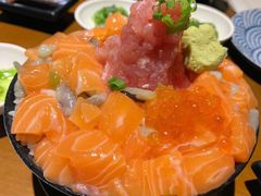三文鱼火山丼-魔丼屋(日月光店)