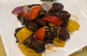 Stir-fried Beef Short Ribs