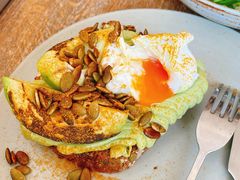 牛油果吐司-BOR Eatery(安福路店)