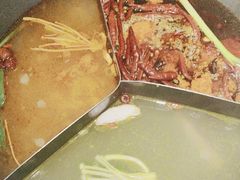 -巴卤社老火锅(财富店)