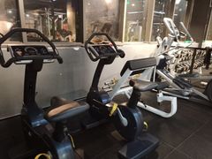 -LikingFit24小时健身•普拉提(张江店)
