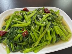 -周良天山牛杂城(天山路总店)