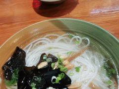 -憨胖妈重庆小面(九原店)