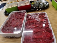 -杨老板·海鲜集市火锅·鲜切牛肉(中防万宝店)