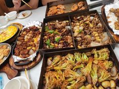 -老东镇啤酒屋海鲜加工·蒸汽海鲜·海鲜烧烤(台东店)