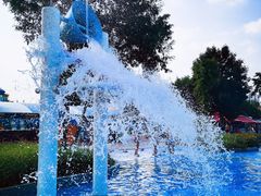 -欢乐水魔方水世界