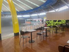 -麦当劳(鄂尔多斯机场店)