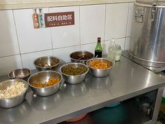 自助调料区-瘦子桂林米粉店(总店)