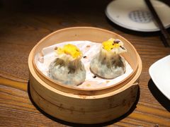 乌米咸蛋黄烧卖-佬泰丰斋· 乌镇茶食餐厅