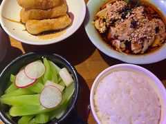 -胖哥俩肉蟹煲(万国店)