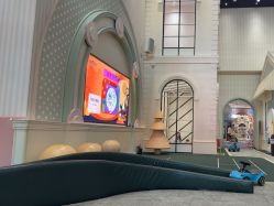 -奈尔宝·儿童乐园·亲子餐厅(华采天地店)