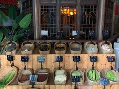 自助调料区-老湖南民间菜·牛肉十八炒(花都店)