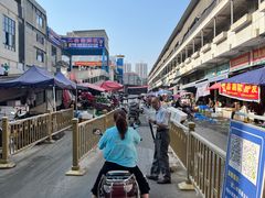 -胡家庙海鲜副食批发市场