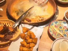 -洱火云南酸菜牛肉火锅(石景山当代商城店)