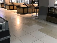 -家乐福(古北店)