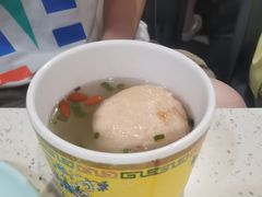 海鲜狮子头-巧克力渔家.小船海鲜胶东菜(万平口店)
