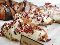 白巧克力蔓越莓开心果可颂-Top Impression Bakery Wolli Creek