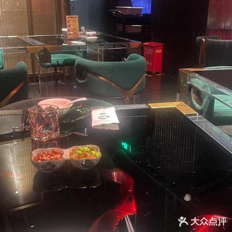 吃货的探店日记[调皮]