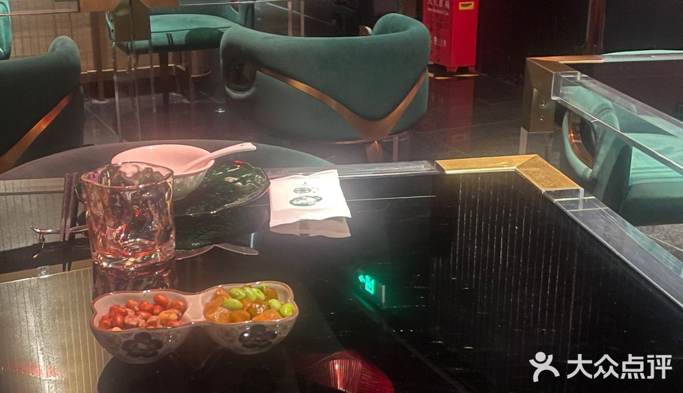 吃货的探店日记[调皮]