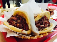 -闫家驴肉老店(华电一校店)