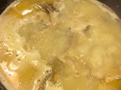 -鲜入围煮花胶鸡海鲜火锅