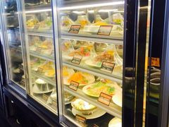 面包甜点陈列柜-苏先生海鲜渔庄(金桥店)