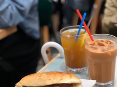 招牌咸牛肉芝士猪仔包-华嫂冰室(尖沙咀店)