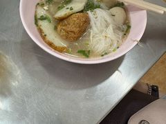 -榮泰米粉湯(Left Shop)