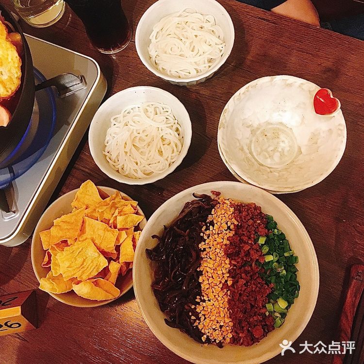 实现螺狮粉火锅自由[加油]