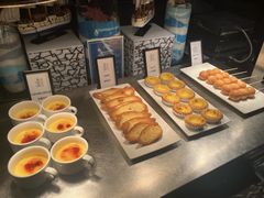 -广州万富希尔顿酒店·感趣自助餐厅·金秋蟹宴生蚝海鲜刺身