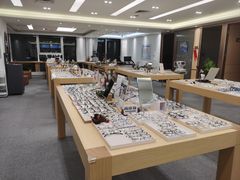 -Eziwish眼镜·蔡司授权店
