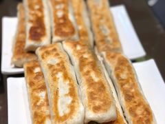 猪肉茴香褡裢火烧-福荣居褡裢火烧京味家常菜(西四店)