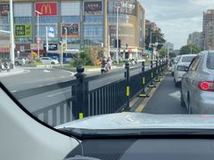 -必胜客(康华路店)