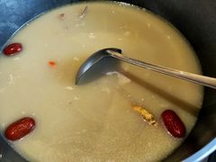 -汤宴参须肚包鸡(蒙阴店)