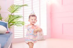 -小熊维尼高端儿童摄影(宝安旗舰店)