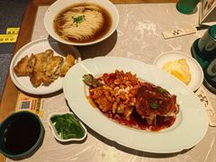 -松鹤面馆·古法焖肉面(观前店)
