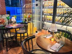 -LESCEDARS Brasserie Bistro香柏树