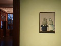 -Nathalie Djurberg与Hans Berg“牛皮纸包裹的月亮”-Prada荣宅当季展览