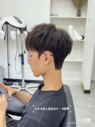 -丝语萱形象