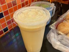 -白玉兰食品(汇联商厦店)