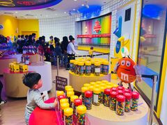 -m豆巧克力世界(上海世茂广场店)