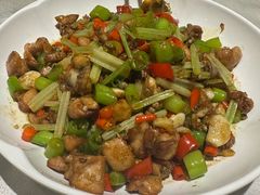 -鑫巴蜀小镇 · 水煮鱼专研店(玉桥店)