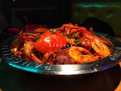 -胖哥俩肉蟹煲(爱琴海购物公园店)