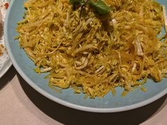 -八府香鸭·啫啫煲(华山路店)