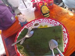 -席娜卡琳火车铁道夜市